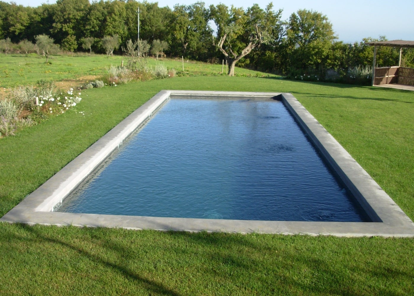 Realizzazione piscina classica in Toscana