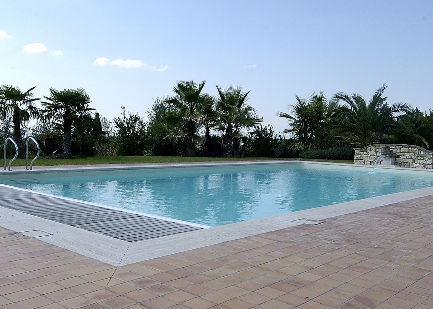 Realizzazione piscina classica in Toscana