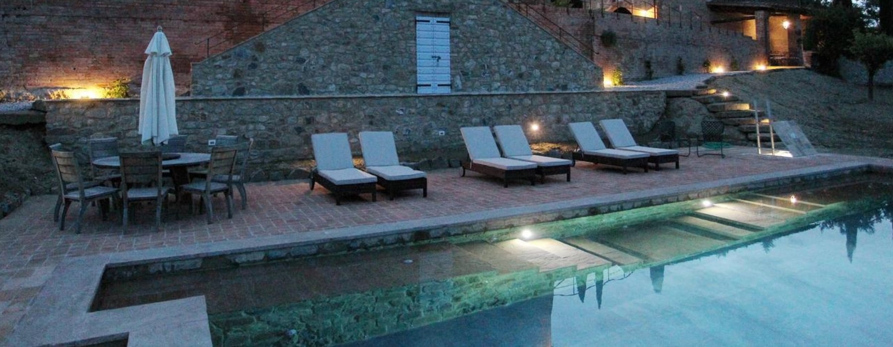 Piscine interamente personalizzate in Toscana